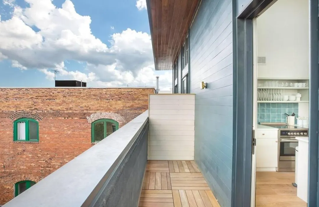 Annabelle 4C - 2Br, Private Patio & Huge Windows-1