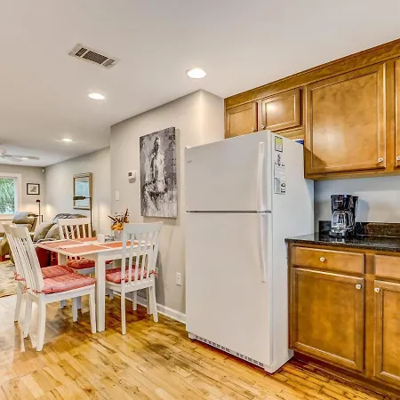 Evergreen Inn Unit B-2