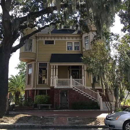 Savannah Victorian Mansion-3