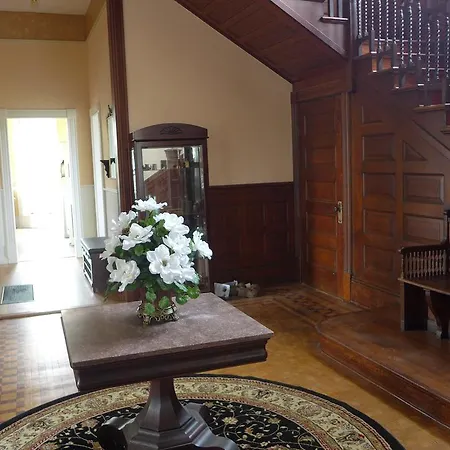 Savannah Victorian Mansion-2